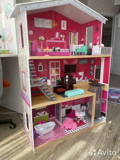 Домик кукольный