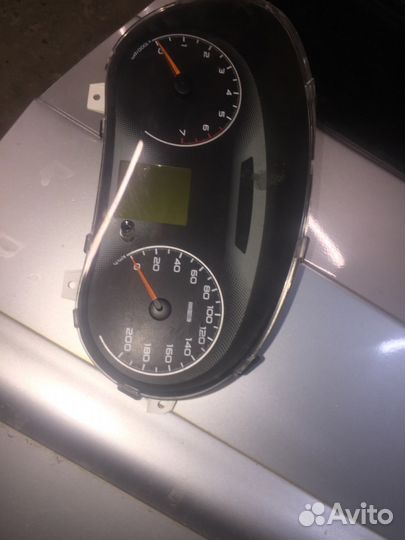 Щиток приборов Лада Гранта 2016 года