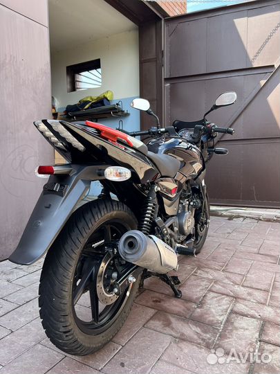 Bajaj pulsar 180