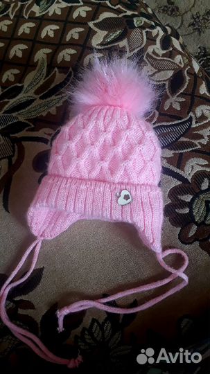 Продам детскую зимнюю шапку