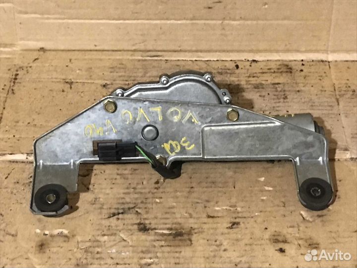 Моторчик заднего ст/оч Volvo V40 универсал