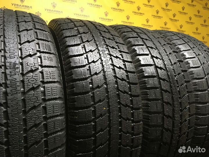 Toyo Observe GSi-5 235/65 R17 108V