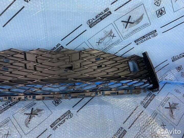 Решетка радиатора Lexus Rx350 2015