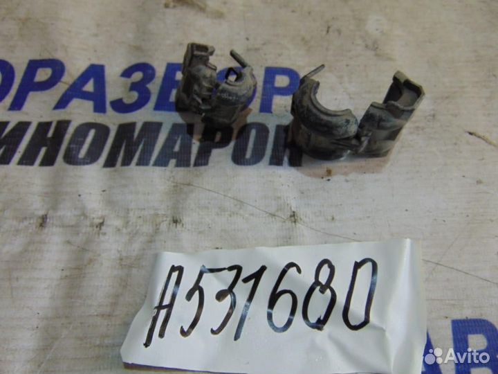 Кронштейн трубки кондиционера для Toyota Corolla 9