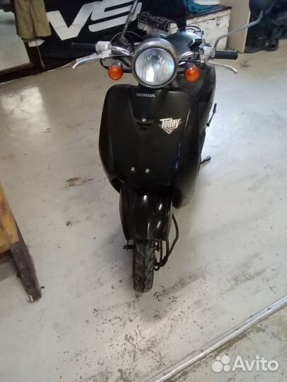 Скутер Honda