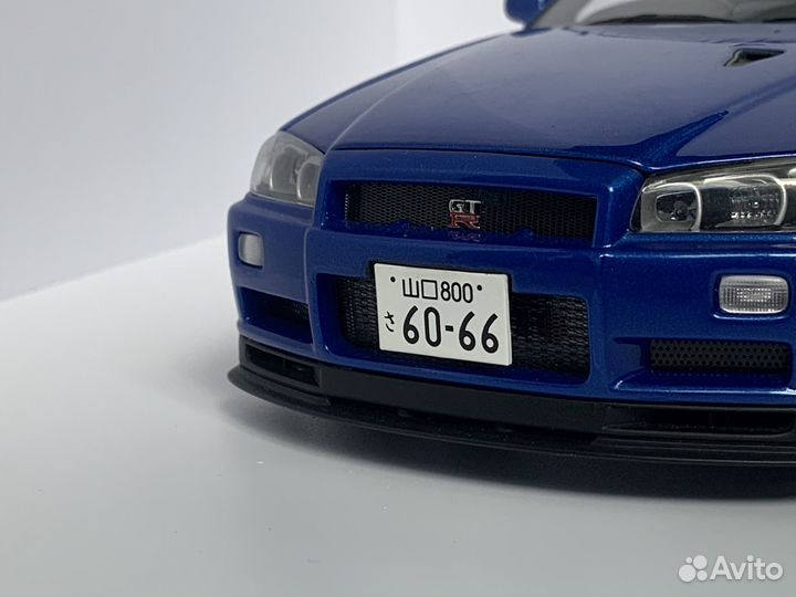 Nissan Skyline GT-R R34 1/18 Autoart