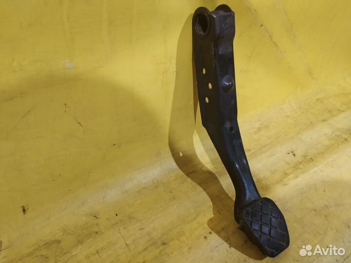 Педаль тормоза МКПП VW polo Фольксваген поло 5