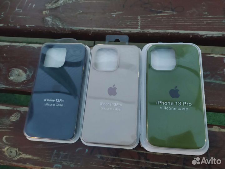 Чехлы на Айфоны