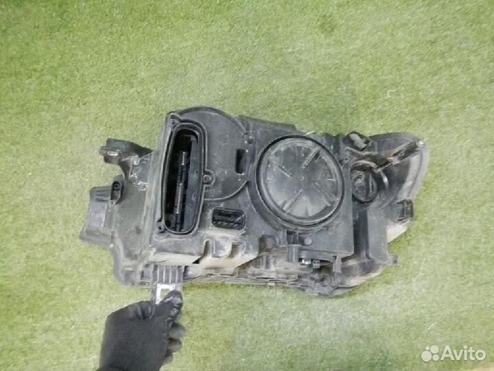 Фара правая BMW X3