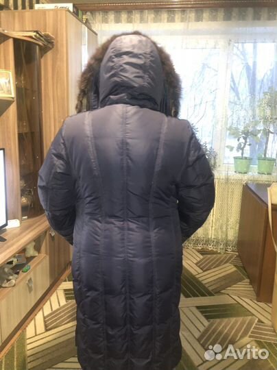 Пуховик женский