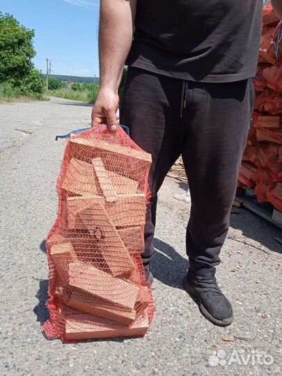 Дрова кубики дубовые и буковые