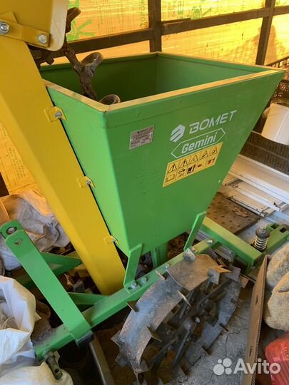 Картофелесажалка