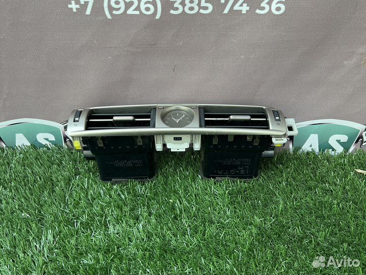 Часы с дефлекторами Lexus IS 250 2014