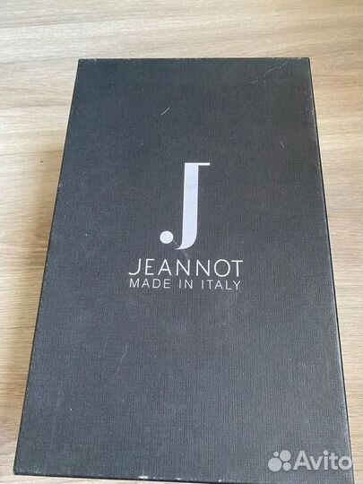 Босоножки Jeannot