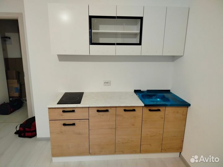 Кухня готовая новая 1.8 м