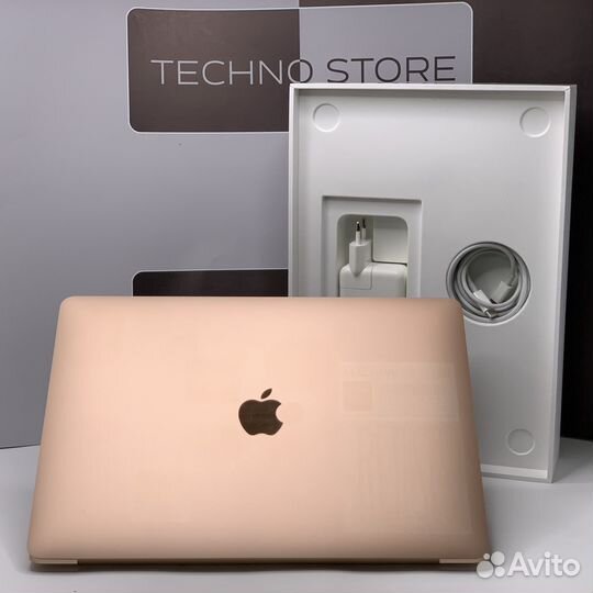 Макбук Air 13 2020 M1 8/512gb полный комлект