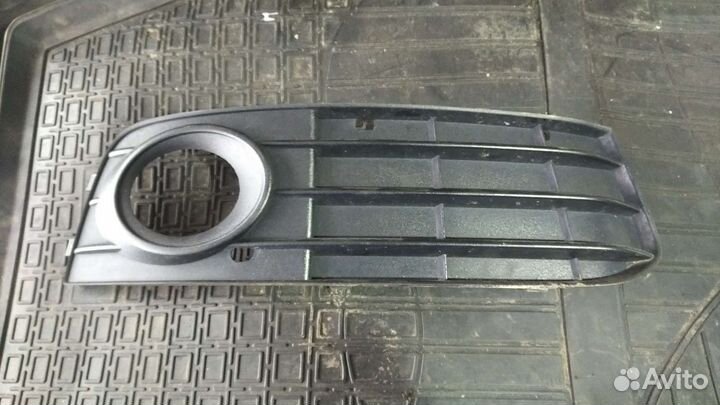 Накладка птф правая Audi A4 B8