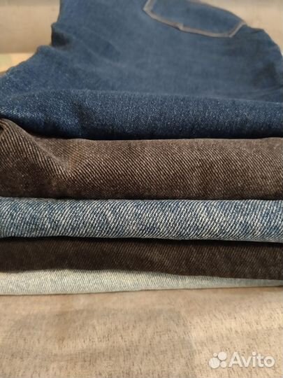 Джинсы на доставке