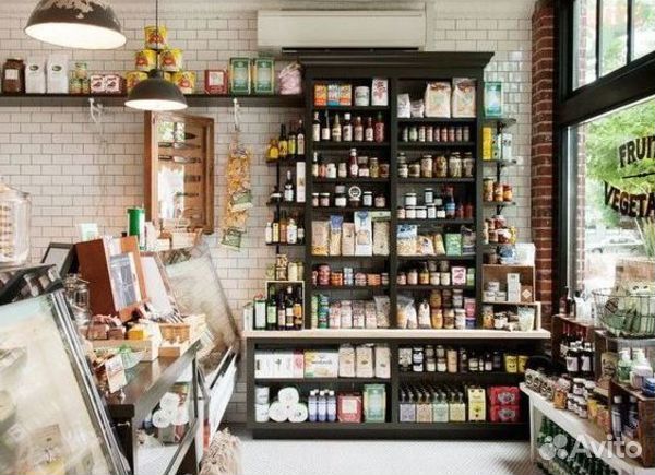 Круглосуточный продуктовый магазин в жилом массиве