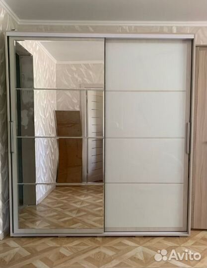 Шкаф-купе со стеклом Ясень белый