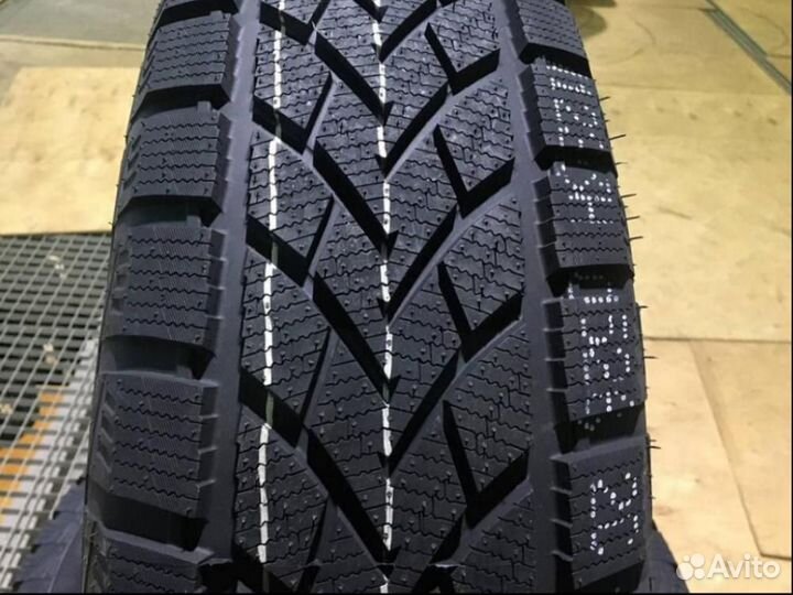 Windforce Snowblazer 265/70 R16 112T