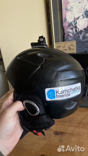 Горнолыжный шлем