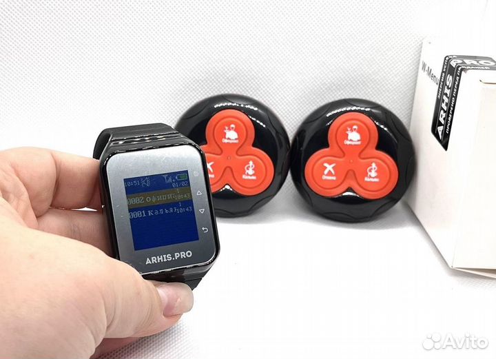 Кнопка вызова официанта с часами для кафе, баров