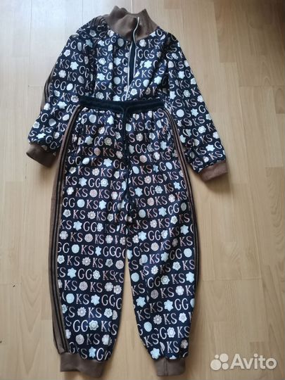 Спортивный костюм женский