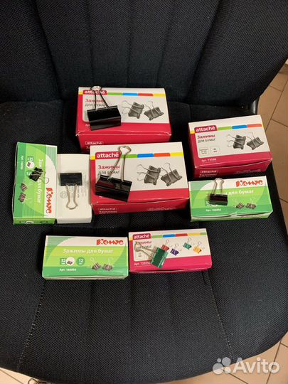 Зажимы для бумаг и скрепки