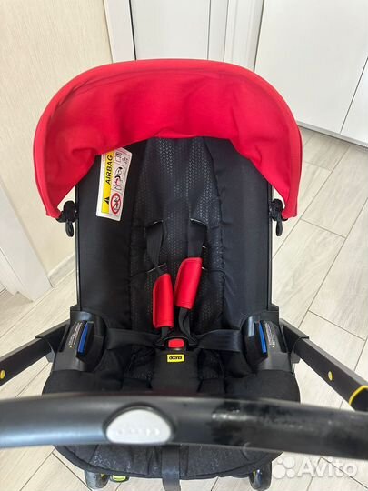 Автокресло-коляска doona