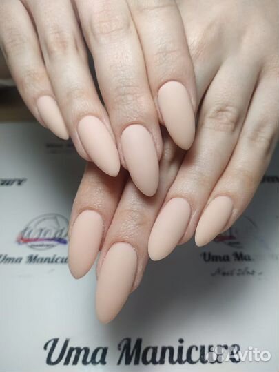 Работа в салоне красоты маникюр