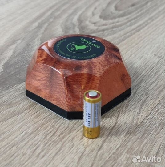 Кнопка вызова официанта, персонала в ресторан