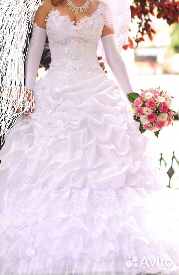 Продам свадебное платье