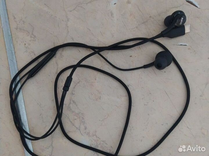 Проводные наушники samsung