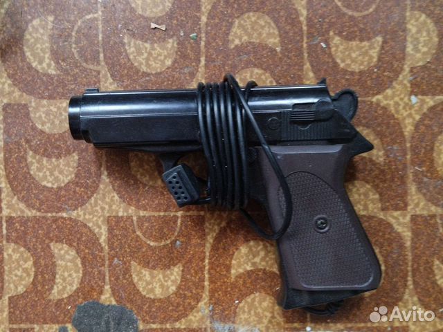 Джойстик от dendy dack и пистолет