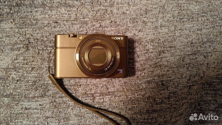 Sony cyber shot dsc rx100