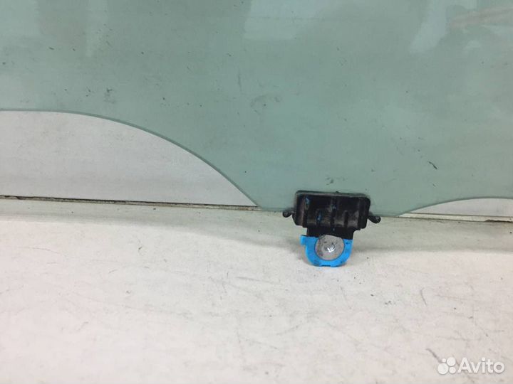 Стекло двери передней левой Mitsubishi ASX GA 2010