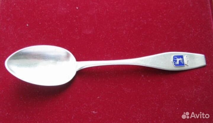 Серебряная столовая ложка