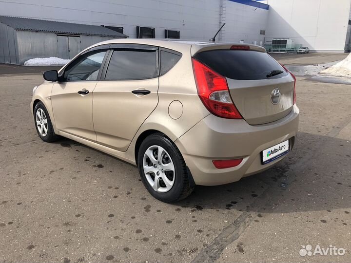 Hyundai Solaris 1.4 AT, 2011, 233 000 км