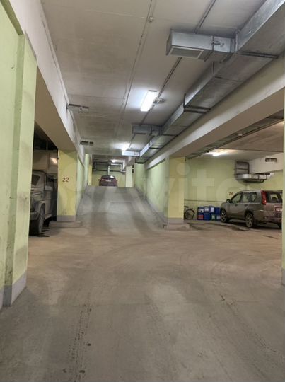 Машиноместо, 27 м²