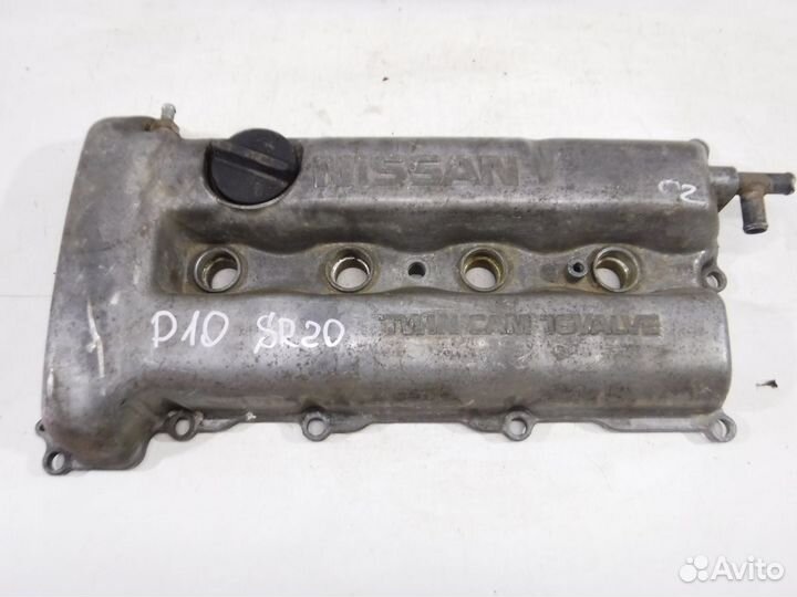 Крышка головки блока Nissan Primera P10