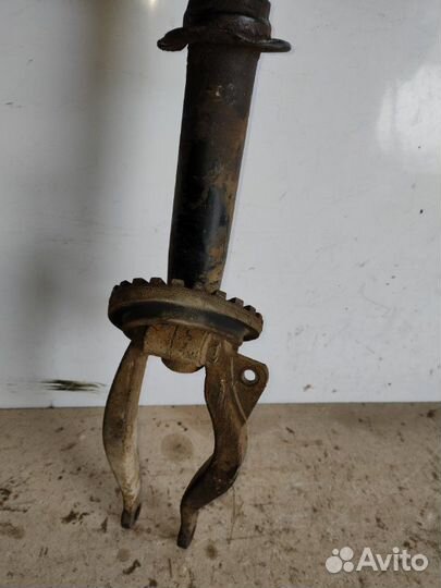 Амортизатор передний правый Brilliance М2