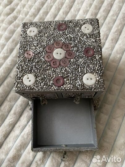 Шкатулка для украшений
