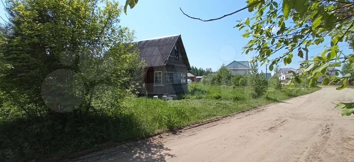 Дом 50 м² на участке 11 сот.