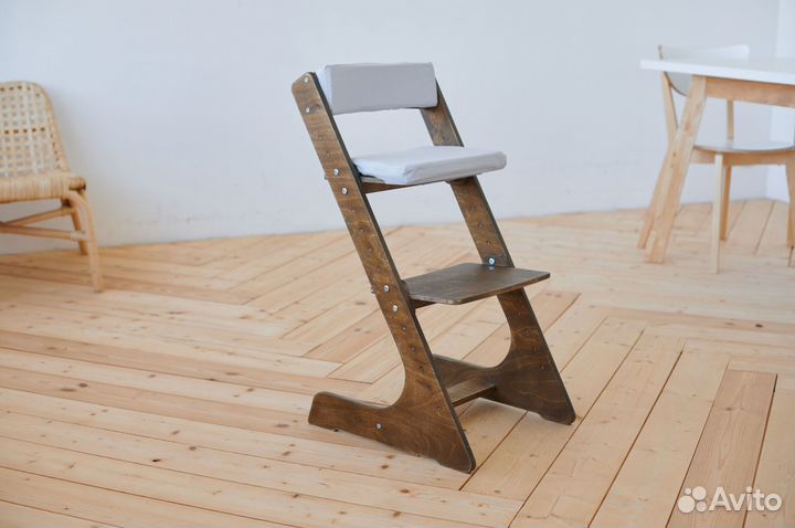 Растущий стул для ребенка