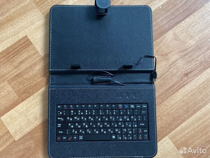 Чехол-клавиатура для планшета