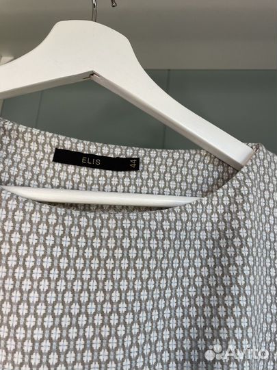 Платье женское Elis (44) ниже колена