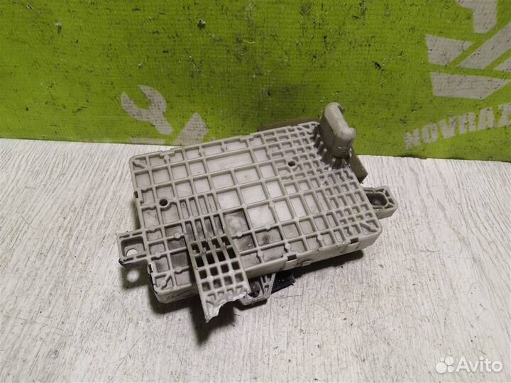 Блок предохранителей Мазда 6