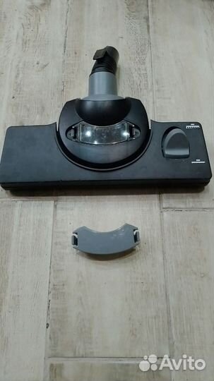 Bosch BWD41720 Пылесос AquaWash