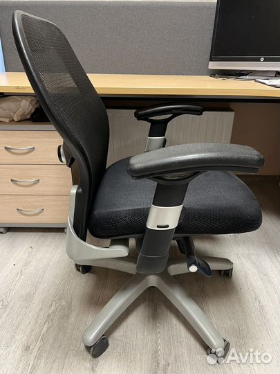 Компьютерный стул бу